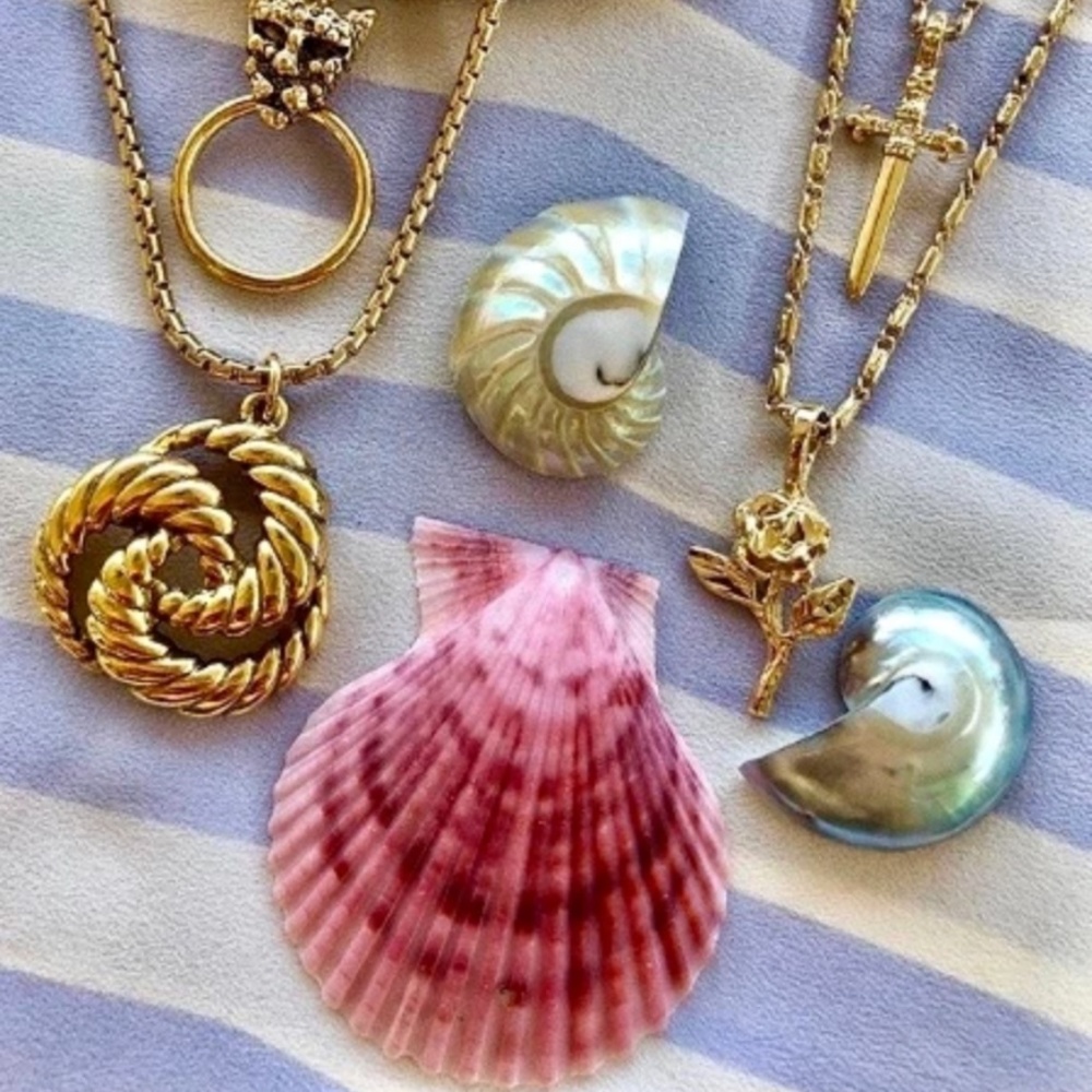 VANESSA MOONEY // gold valleta necklace - Picture 6 of 7